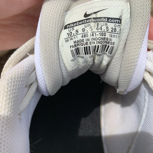 Nike kicks - Picture 3 of 5